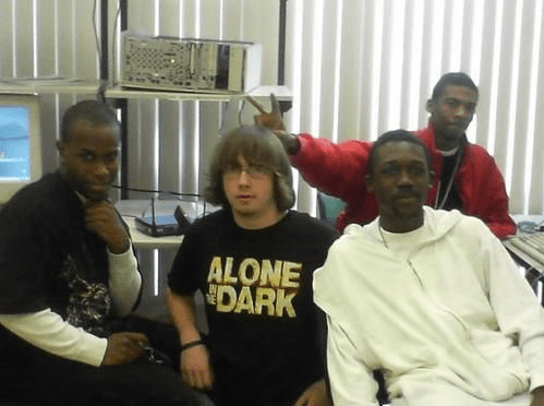 150695_452707884792688_834074888_n